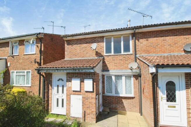 1 bed property, in Atlas Close, £95,000
