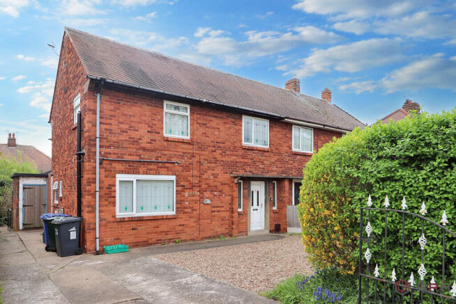 5 bed property, in St Vincent Avenue, £235,000