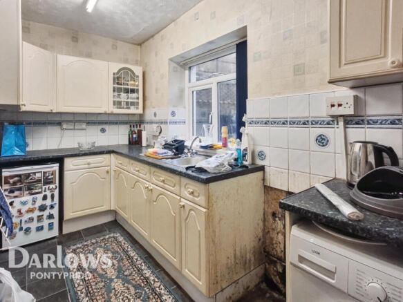 4 bed property, in Rickard Terrace, £120,000