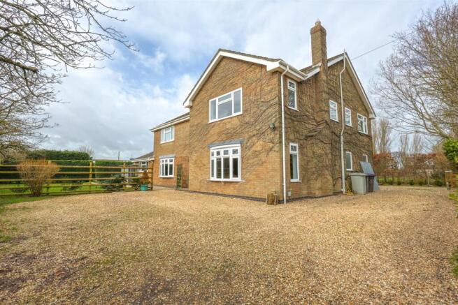 6 bed property, in Midville Lane, £775,000