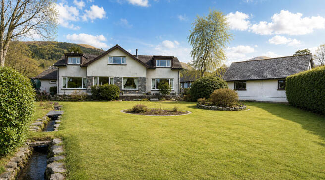 6 bed property, in Laroch Beag, £480,000