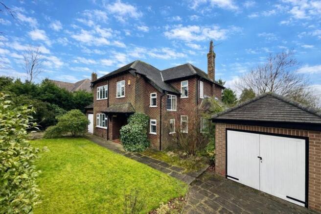4 bed property, in Lyme Road, £765,000