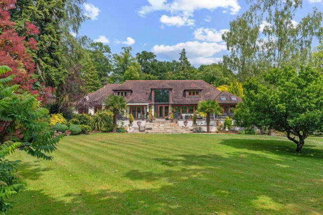 4 bed property, in Dennis Lane, £4,200,000