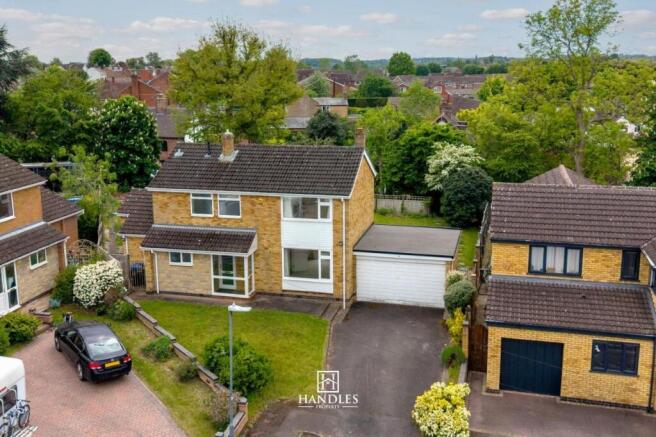 4 bed property, in Chance Fields, £575,000
