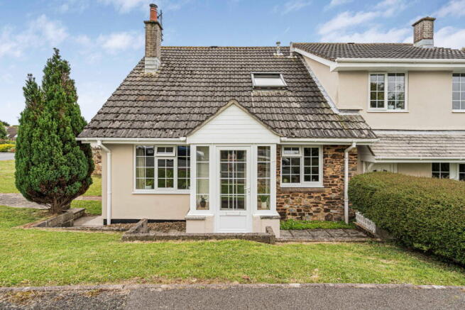 3 bed property, in Chillington, £299,950