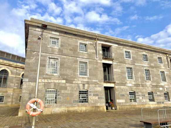 2 bed property, in Royal William Yard, £350,000