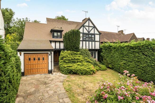 4 bed property, in The Covert, £1,300,000