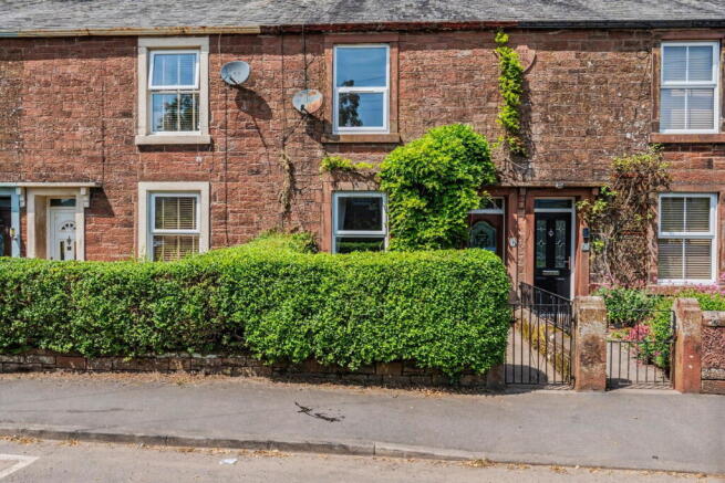 3 bed property, in Greendykes, £140,000