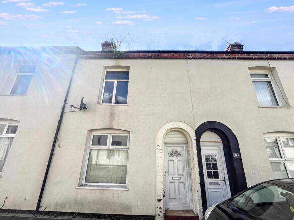 2 bed property, in Tarring Street, £1