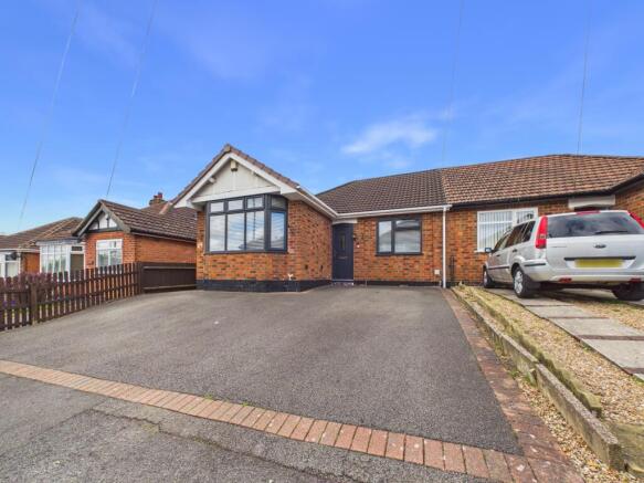 3 bed property, in Vancouver Avenue, £285,000