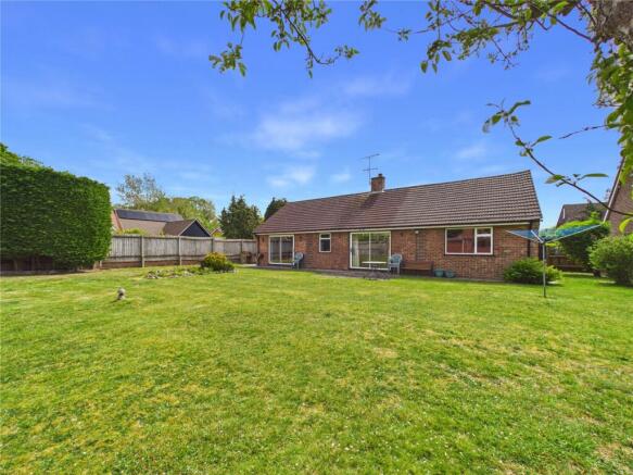 3 bed property, in Greenfields, £550,000