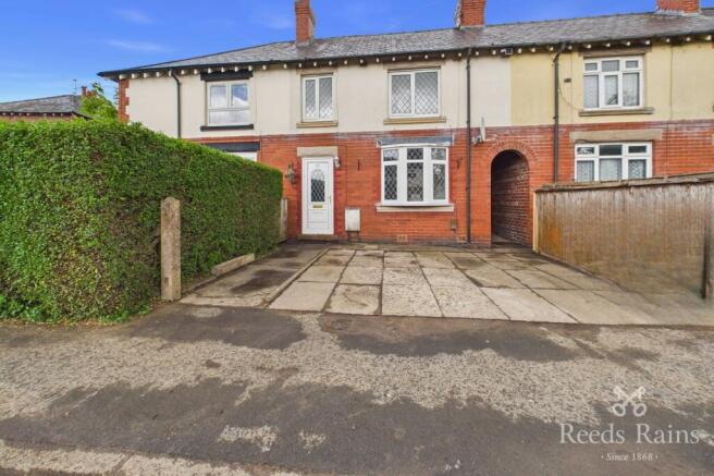3 bed property, in Moss Lane, £190,000