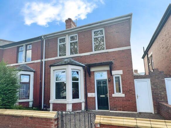 4 bed property, in Marden Road South, £330,000