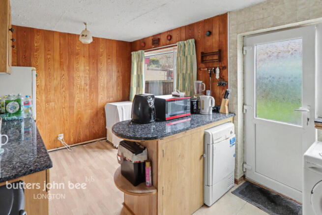 3 bed property, in Gardiner Drive, £160,000