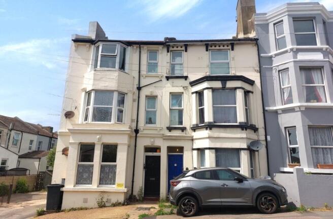 3 bed property, in 7 Mount Pleasant Road, £100,000