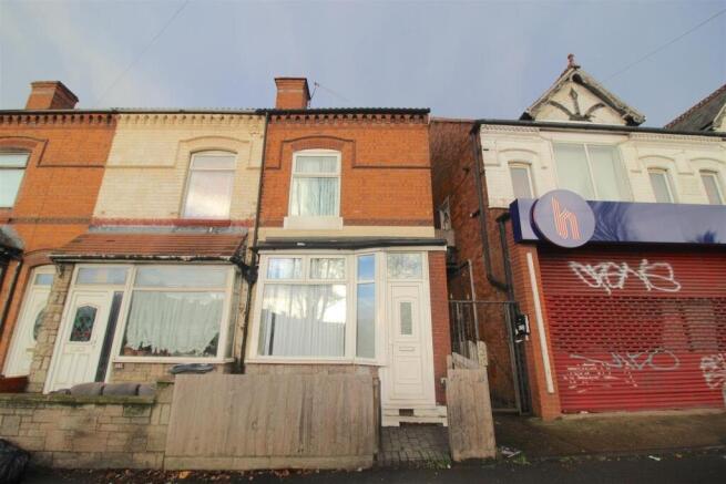 3 bed property, in Stockfield Road, £170,000