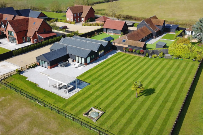 3 bed property, in Ingatestone Road, £1,400,000