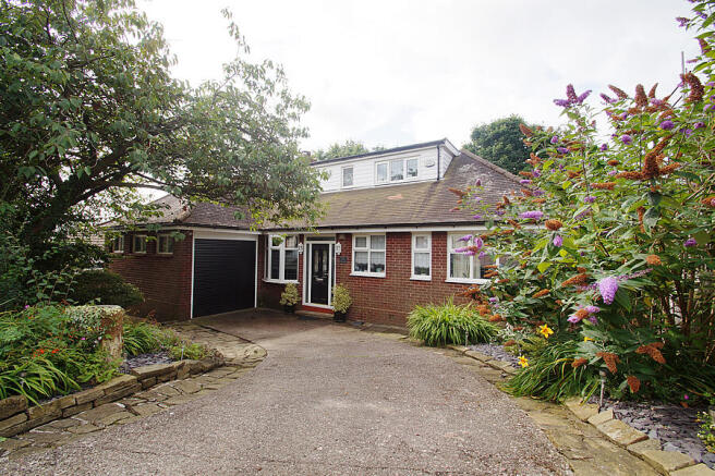 4 bed property, in Burnedge Fold Road, £565,000