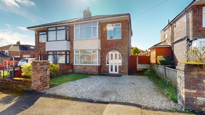 3 bed property, in Consett Road, £200,000