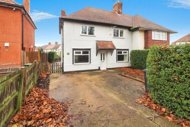 3 bed property, in Anderson Crescent, £160,000