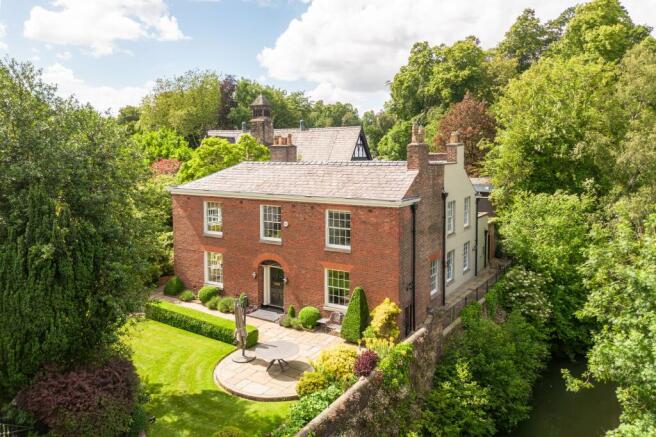 5 bed property, in Rock House, £1,750,000