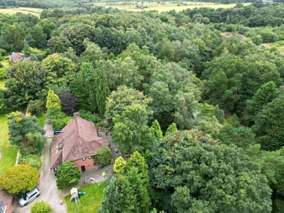 6 bed property, in Chester Road, £1,250,000