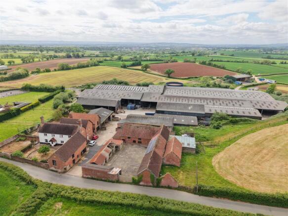 12 bed property, in Whimple, £6,450,000