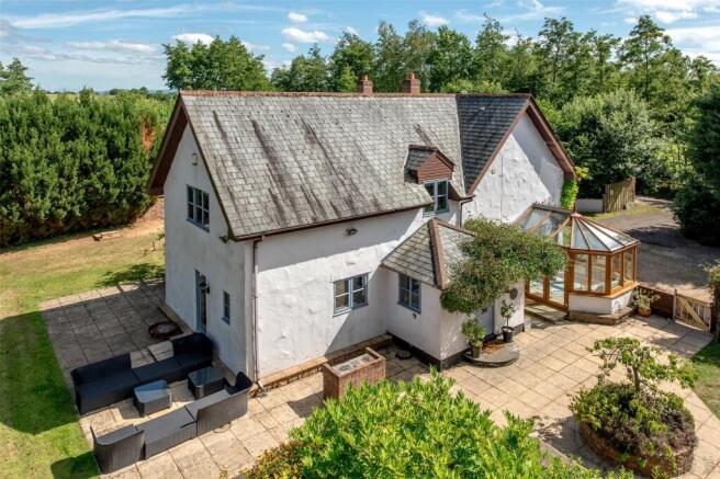 5 bed property, in West Bagborough, £675,000