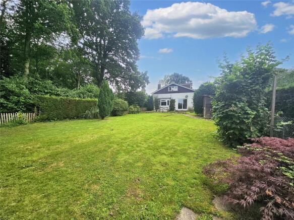 4 bed property, in Hawksfold Lane West, £650,000