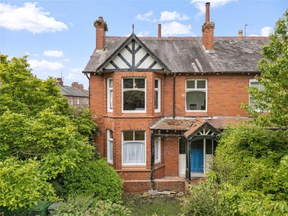 4 bed property, in Grange Road, £850,000