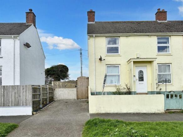 4 bed property, in Gibson Way, £320,000