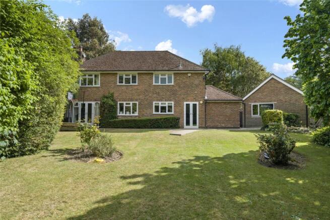 4 bed property, in Ashcroft Park, £1,350,000