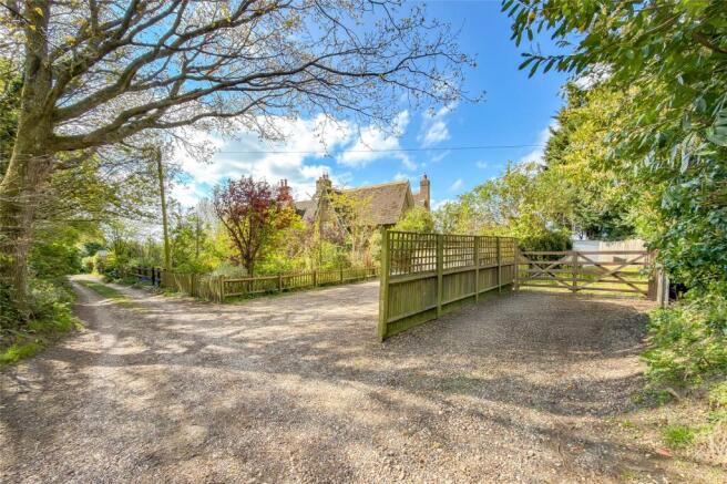 2 bed property, in Windy Nook, £695,000
