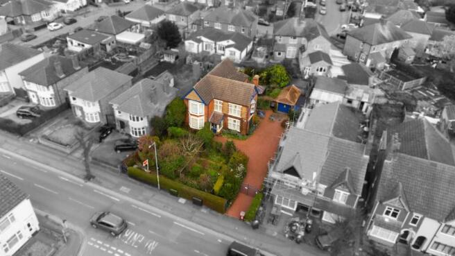4 bed property, in Taverners Road, £425,000