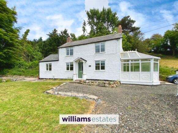 2 bed property, in The Nant, £399,950