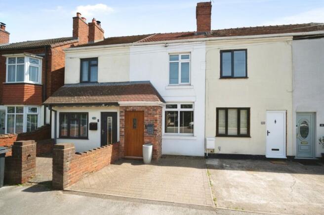 2 bed property, in Stafford Road, £220,000