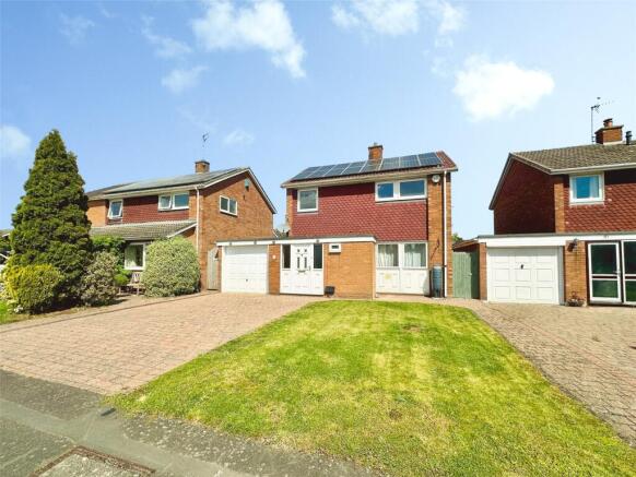 3 bed property, in Friars Pardon, £220,000