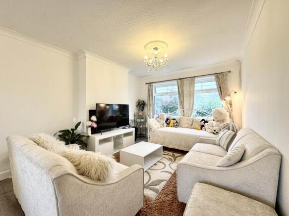 3 bed property, in Sherdley Road, £175,000