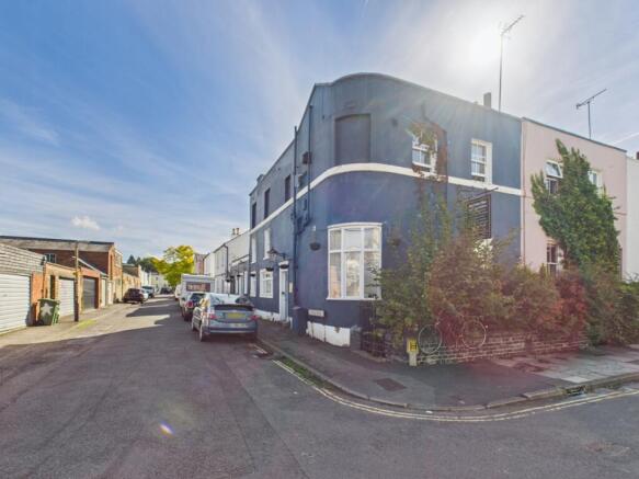 7 bed property, in The Tivoli Collection, £1,500,000