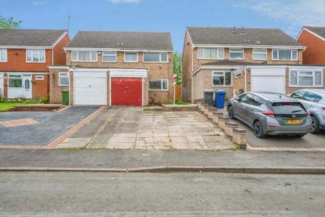 3 bed property, in Ridgewood Rise, £260,000
