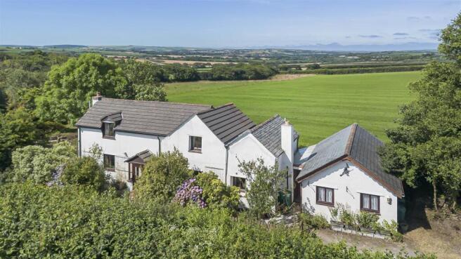 3 bed property, in St. Kew, £475,000