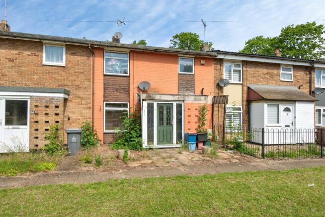 3 bed property, in Bedwell Crescent, £260,000
