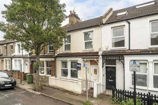 3 bed property, in Fingal Street, £625,000
