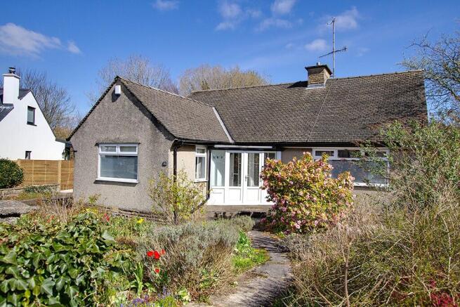 3 bed property, in Stoneycroft, £475,000