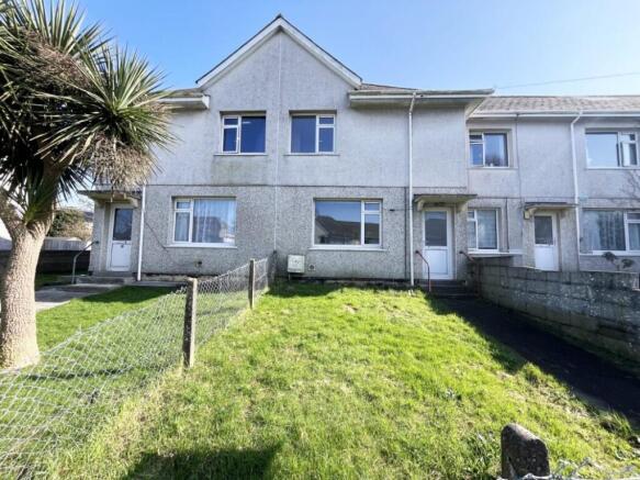 3 bed property, in Pengwarras Road, £147,500