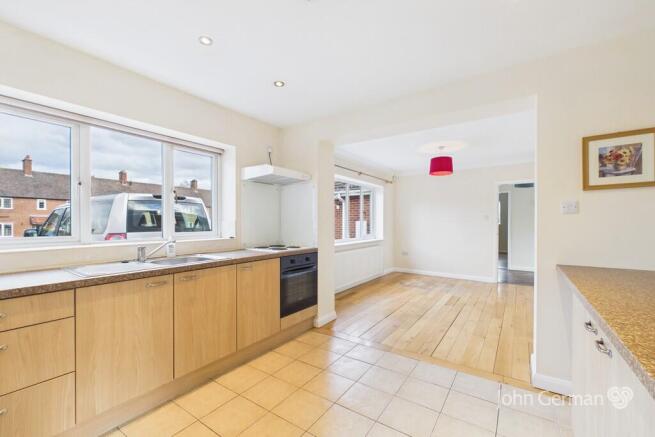 2 bed property, in Sudbury Road, £425,000