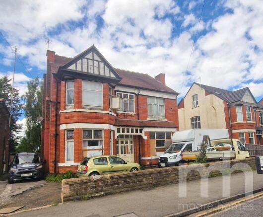 4 bed property, in ALBERT ROAD, £575,000