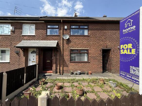 3 bed property, in Demesne Drive, £185,000