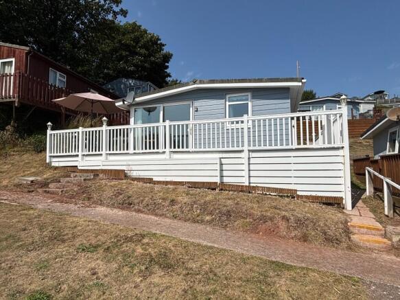 2 bed property, in Torquay Road, £84,500