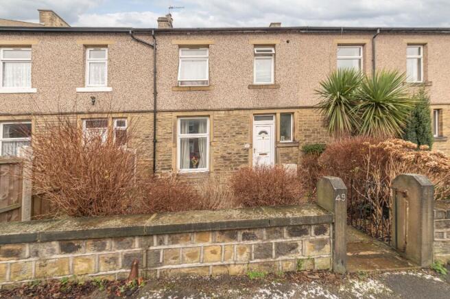 3 bed property, in Adelphi Road, £185,000